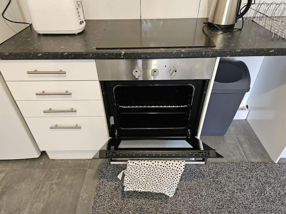 Super Value Bath Street Flat Apartment Ilkeston Exterior photo